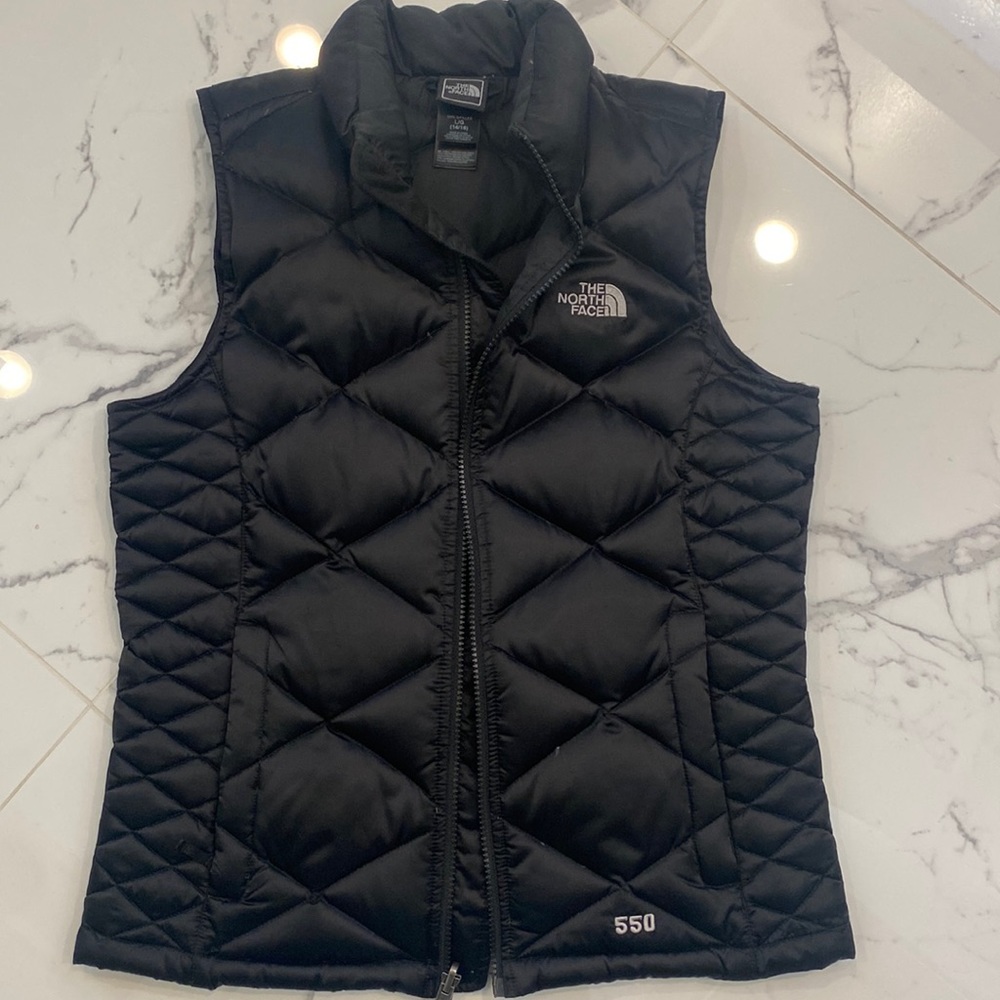 North Face Girl’s puffer vest Large (14/16)
